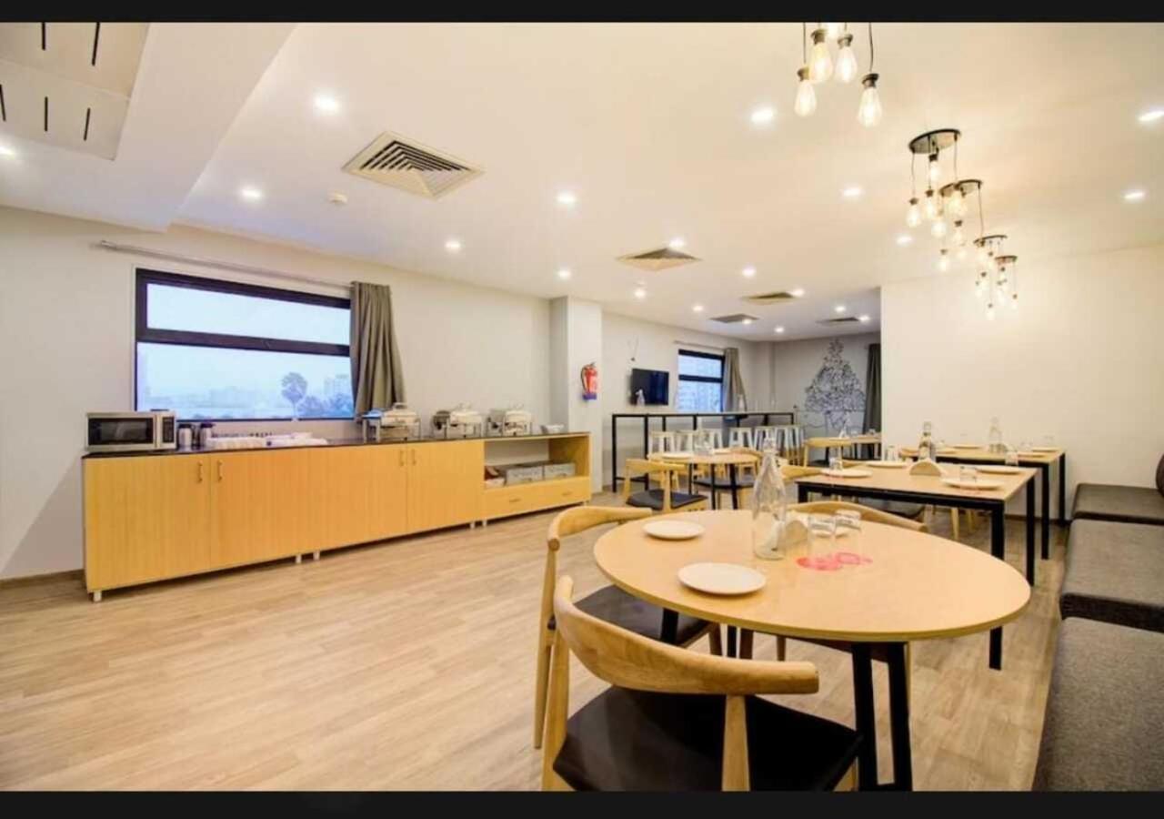 The Park Infinity Hotel Surat Exterior photo